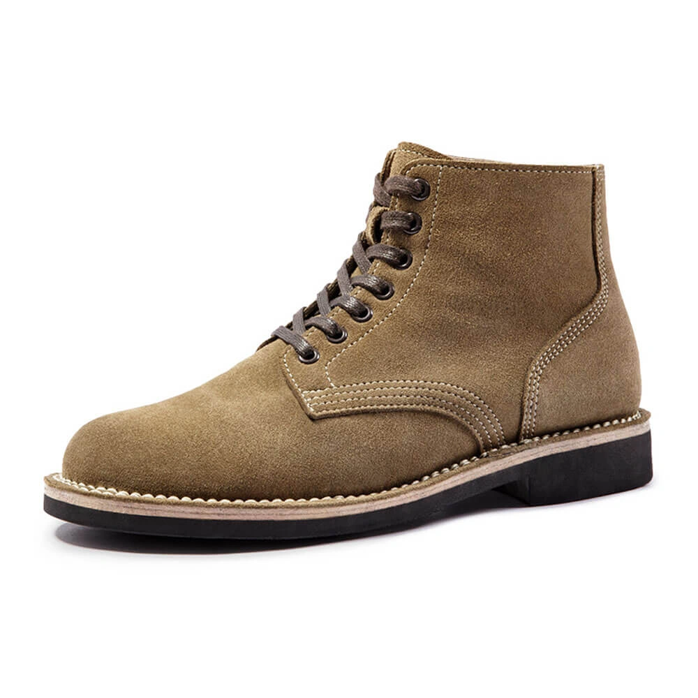 Boots Boondocker en daim marron, presque neuves ! Style et confort, pour hommes, disponible au Royaume-Uni.